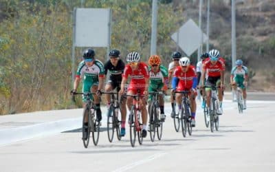 LES MEXICAINS SUR LA PISTE PANAMÉRICAINE