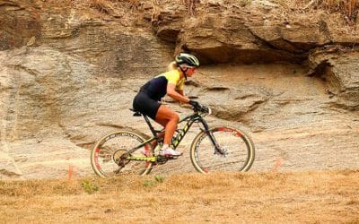 ÉMOTION ET RISQUE PERMET LE CYCLISME DE MONTAGNE À PANAMERICAN