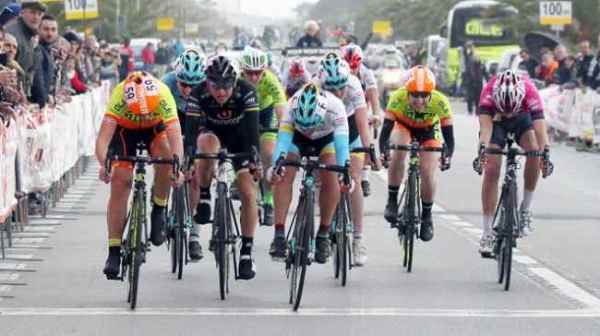 ARLENIS SIERRA DÉCIMA EN LA CARRERA TORQUAY DE AUSTRALIA