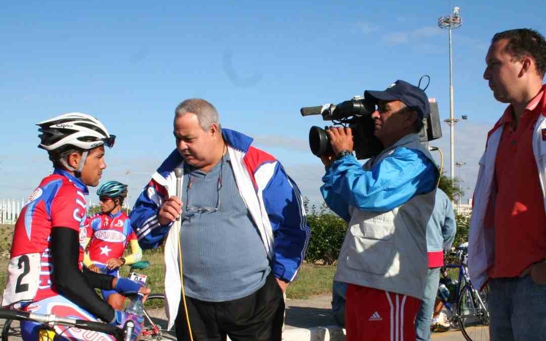 Felicita COPACI a los periodistas deportivos