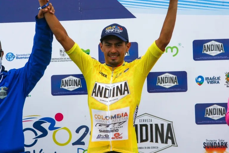 Wilson Peña defendió su amarilla en el Clásico RCN, Yeison Reyes se impuso en la quinta etapa
