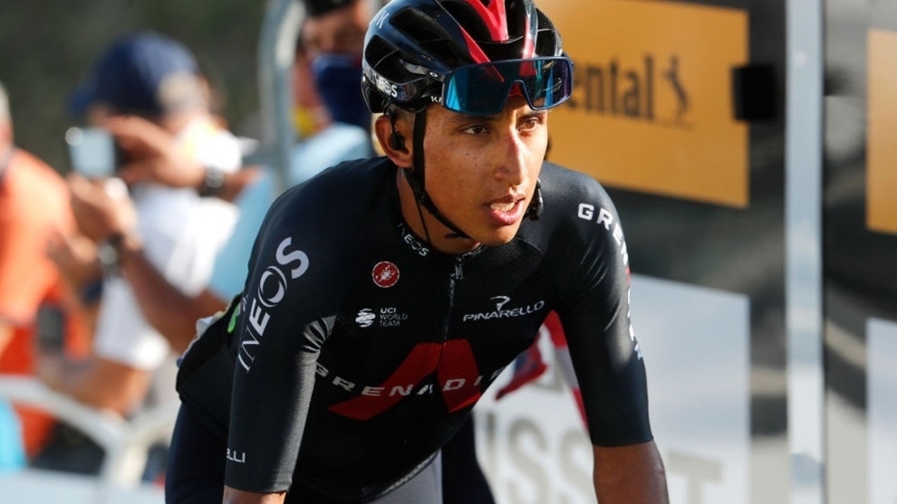 Egan Bernal recovers sedated and with assisted breathing