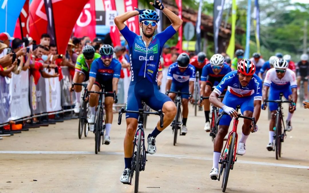 Pol Hervás wins in Parita and takes the lead in the 2022 Tour of Panama