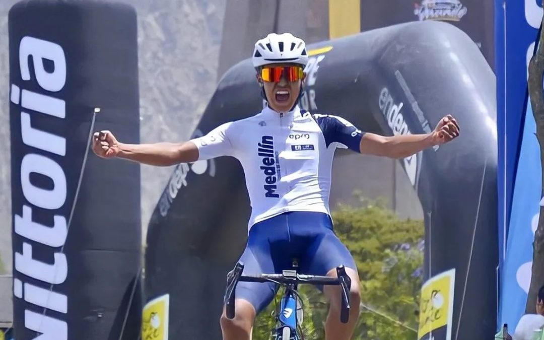 Jaime Chacón sorprende en la penúltima etapa, pero todo está decidido en la Vuelta a Ecuador 2022