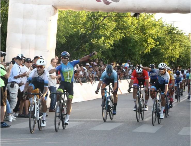 ¡Gran apertura de temporada de ciclismo argentino 2023!