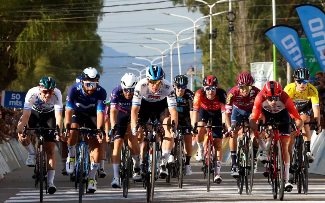 Fabio Jakobsen beats Fernando Gaviria in the second stage of the Tour of San Juan