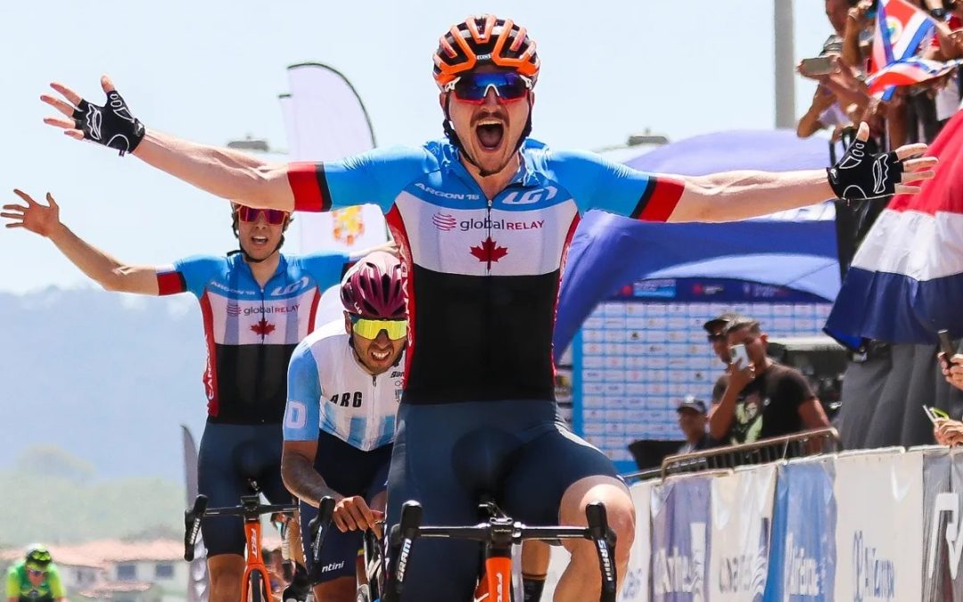 Canadiense Pier-André Cote cerró con oro y cupo olímpico Panamericano de Ciclismo