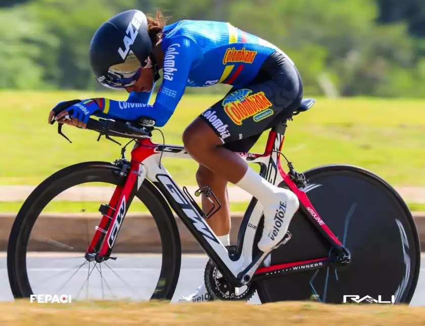 The Pan American time trial for juniors was from Colombia: Robinson Rincón and Juliana Londoño
