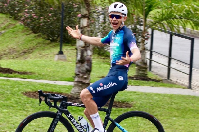“Supermán” López puso orden en la cuarta etapa de la Vuelta Bantrab