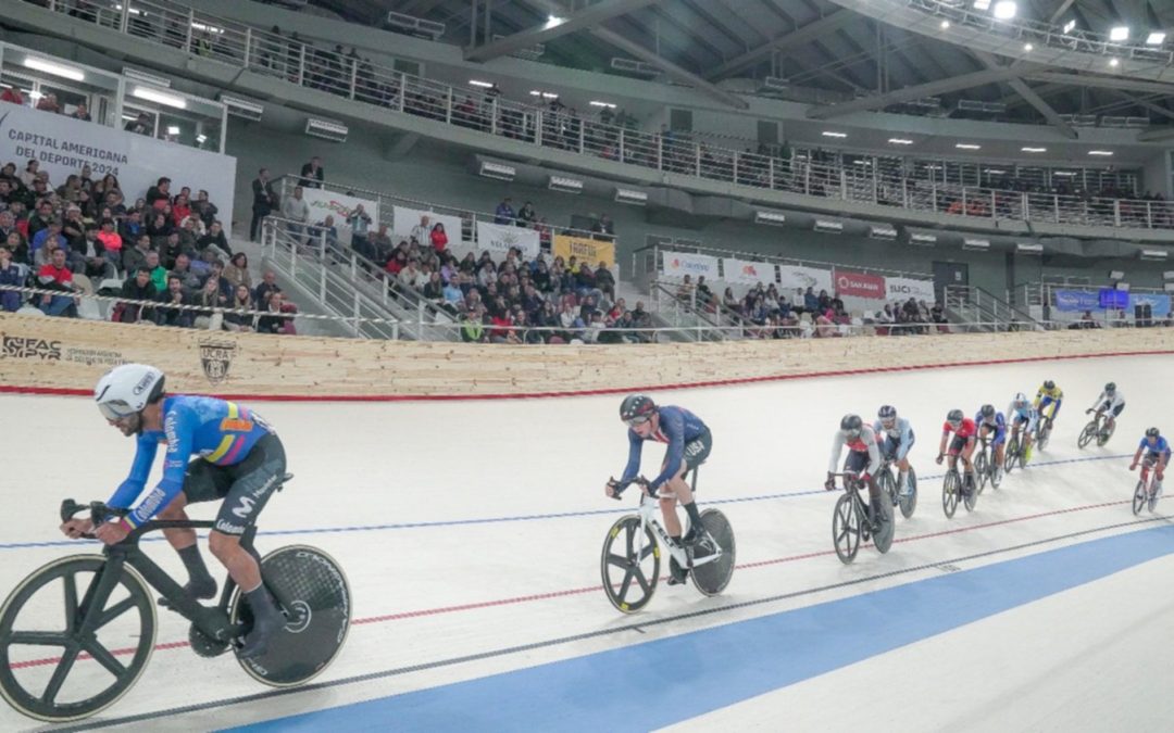 Mexico and Canada won two titles at the start of the Pan American Track Championships in San Juan