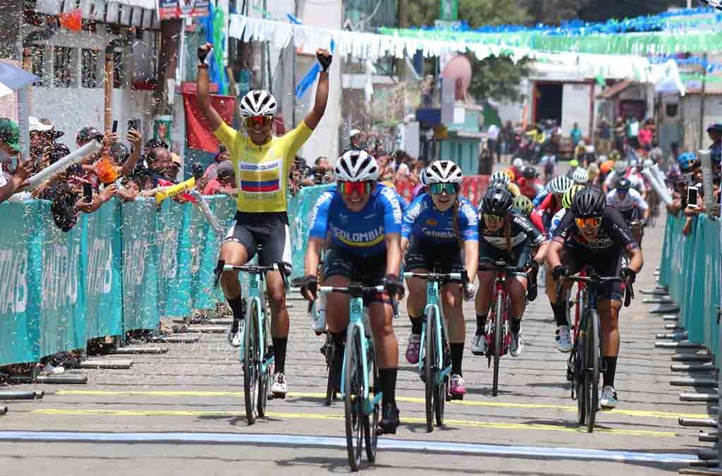 Podio completo para Colombia en la segunda etapa de la Vuelta Femenina a Guatemala