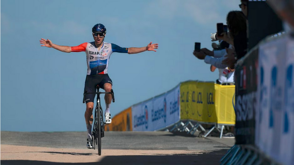 Canadian Michael Woods, first non-European to win at Puy de Dome