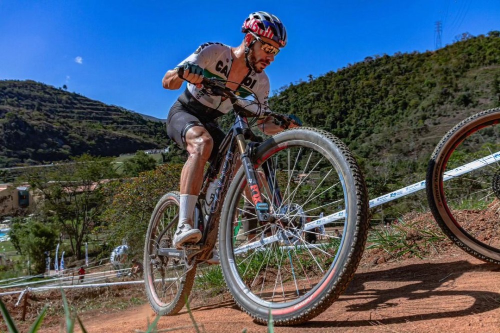 Henrique Avancini se despide con victoria del XCO brasileño