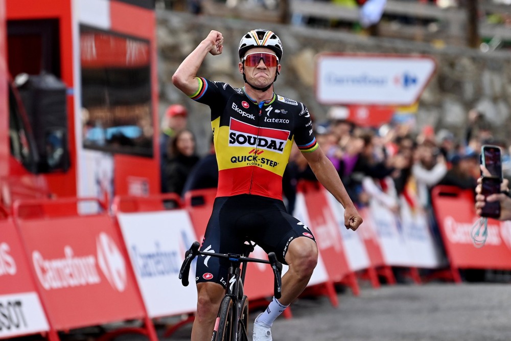 Espectacular cabalgada de Remco Evenepoel para ganar la 14ª etapa de La Vuelta
