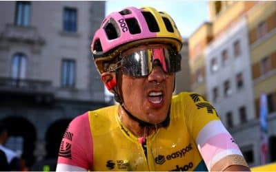 Carapaz se lleva el segundo lugar en la Tre Valli Varesine 2023