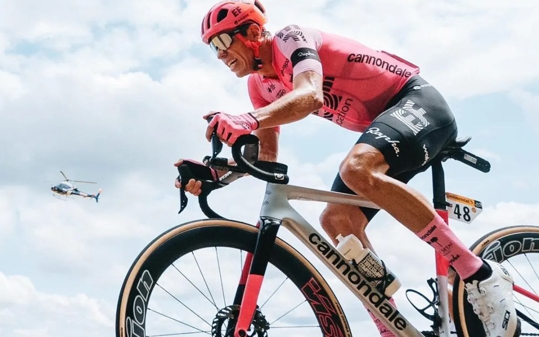 Rigoberto Urán recibe una oferta por 2 años más del EF Education-EasyPost