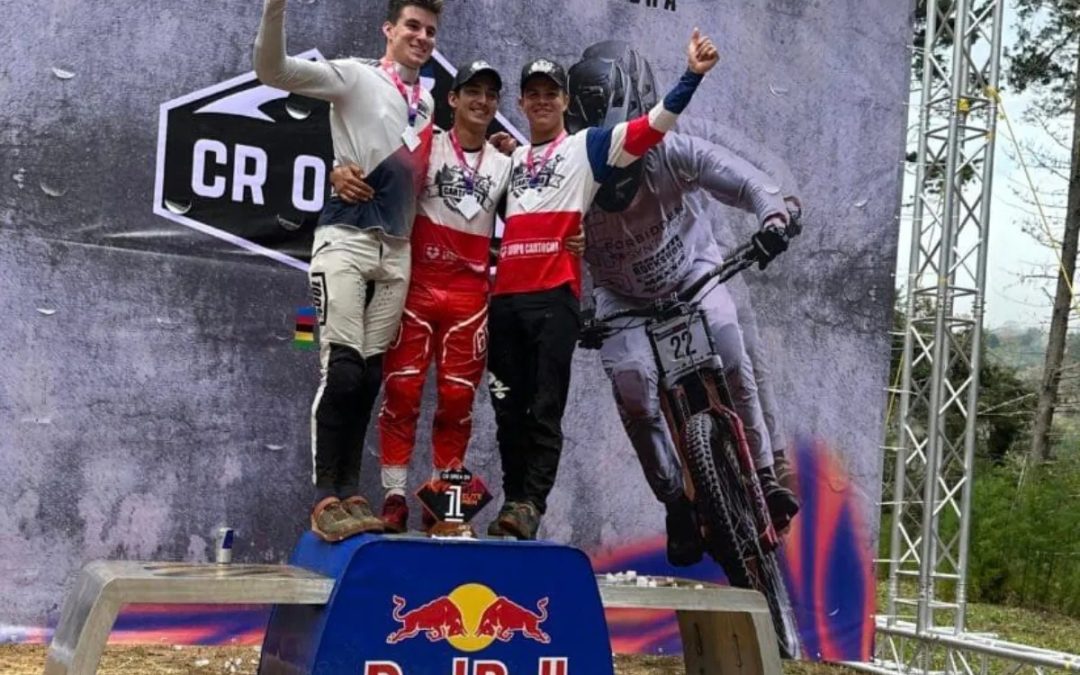 Camilo y Rachel conquistan la quinta versión del CR Open Downhill en Costa Rica