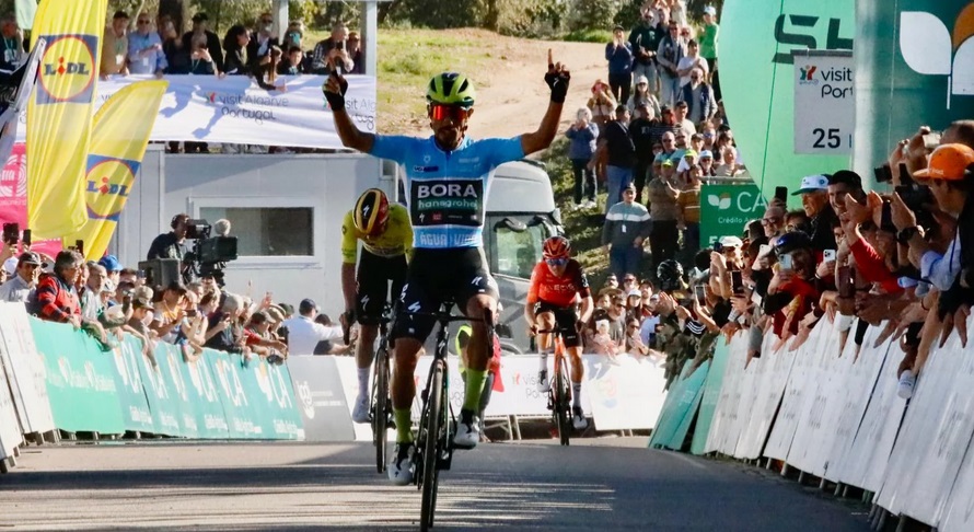 Daniel Martínez supera a Evenepoel y gana la última etapa de Vuelta al Algarve 2024
