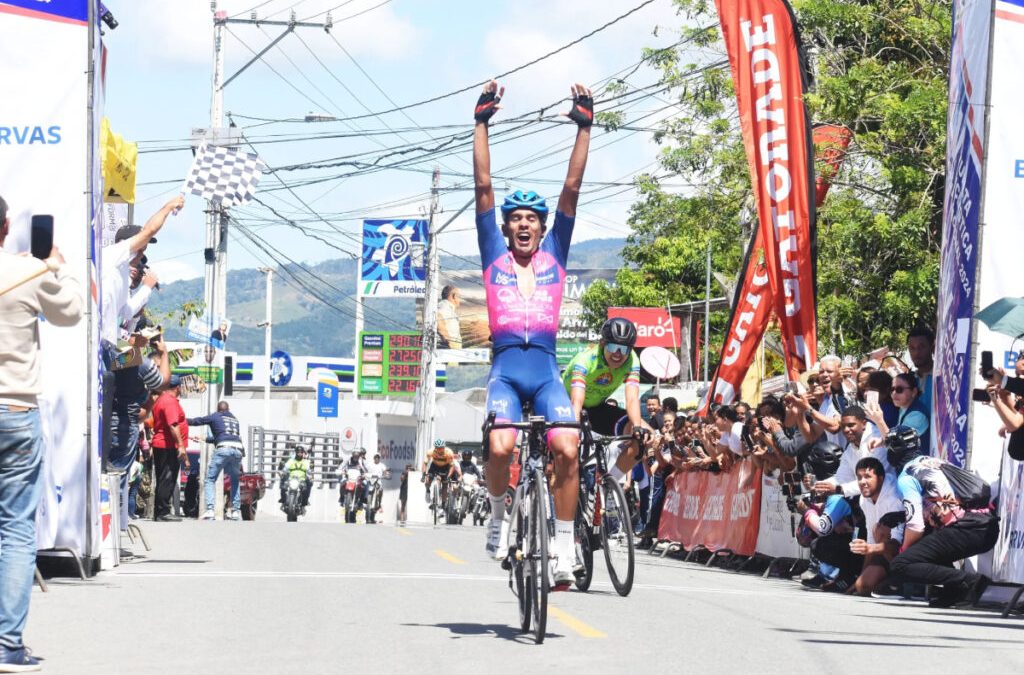 José Castillo es el campeón de la Vuelta Independencia 2024