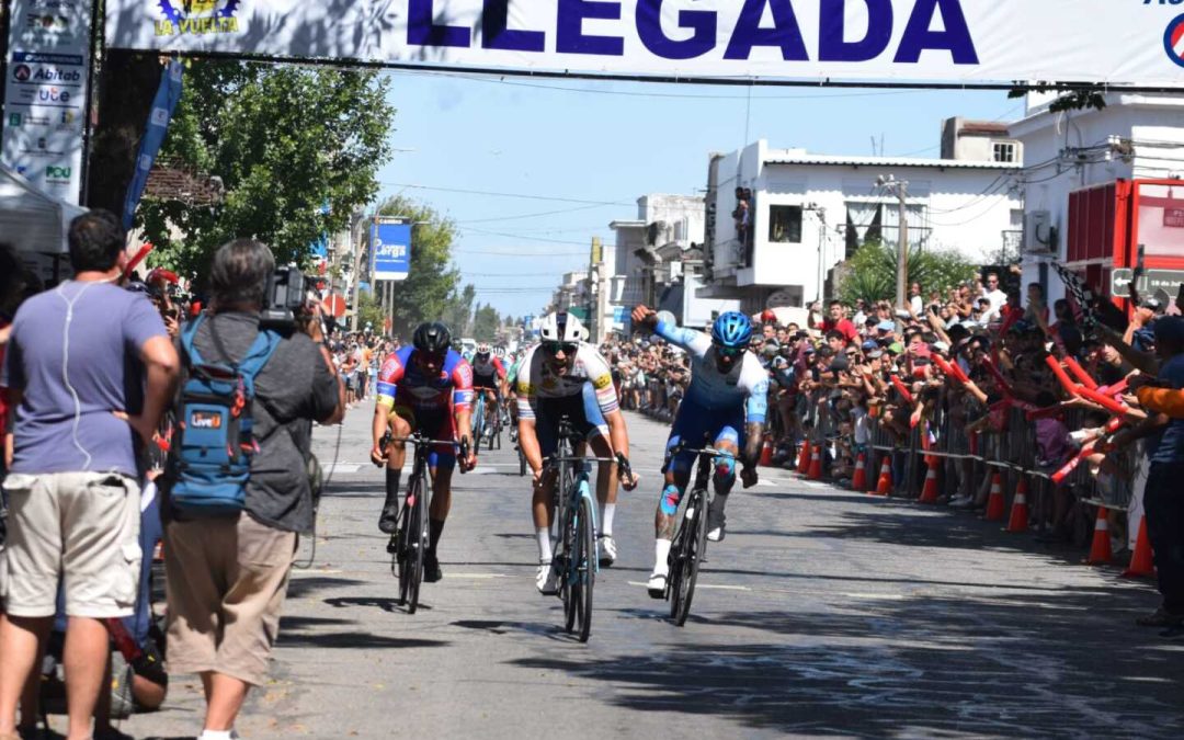 Leonel Rodríguez achieves his third victory in the Tour of Uruguay; Juan Caorsi is the new leader.