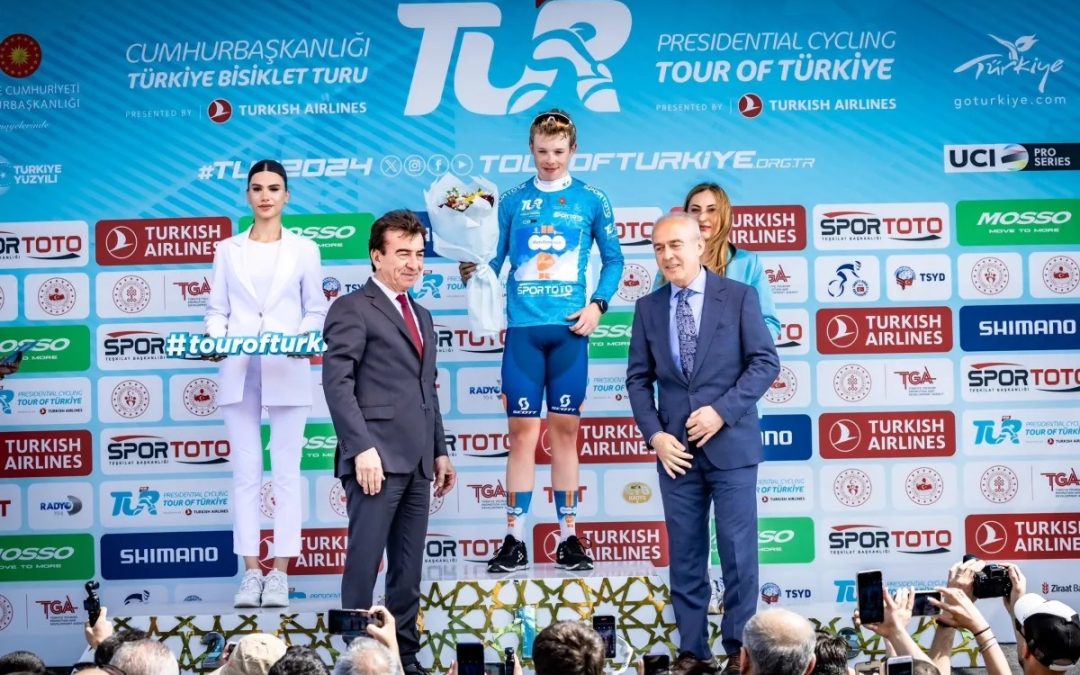 Frank van den Broek es campeón del Tour de Turquía