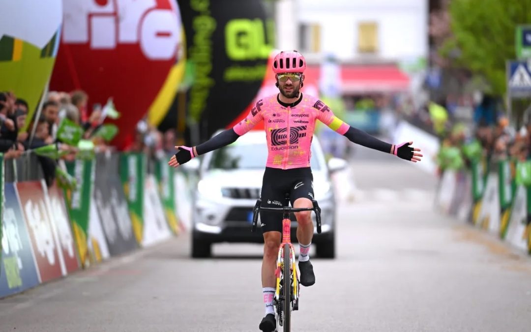 Tour of the Alps 2024: Simon Carr completes breakaway on the queen stage