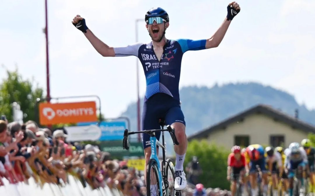 Victoria sorpresiva del canadiense Derek Gee en el tercer parcial del Critérium du Dauphiné