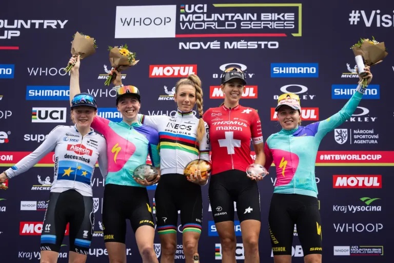Copa del Mundo de MTB en Nove Mesto: América consigue plata con Haley Batten