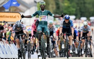 Biniam Girmay suma su segunda victoria en el Tour de Francia 2024