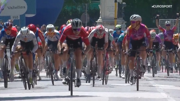 Arlenis brilló en la quinta etapa del Giro de Italia Femenino