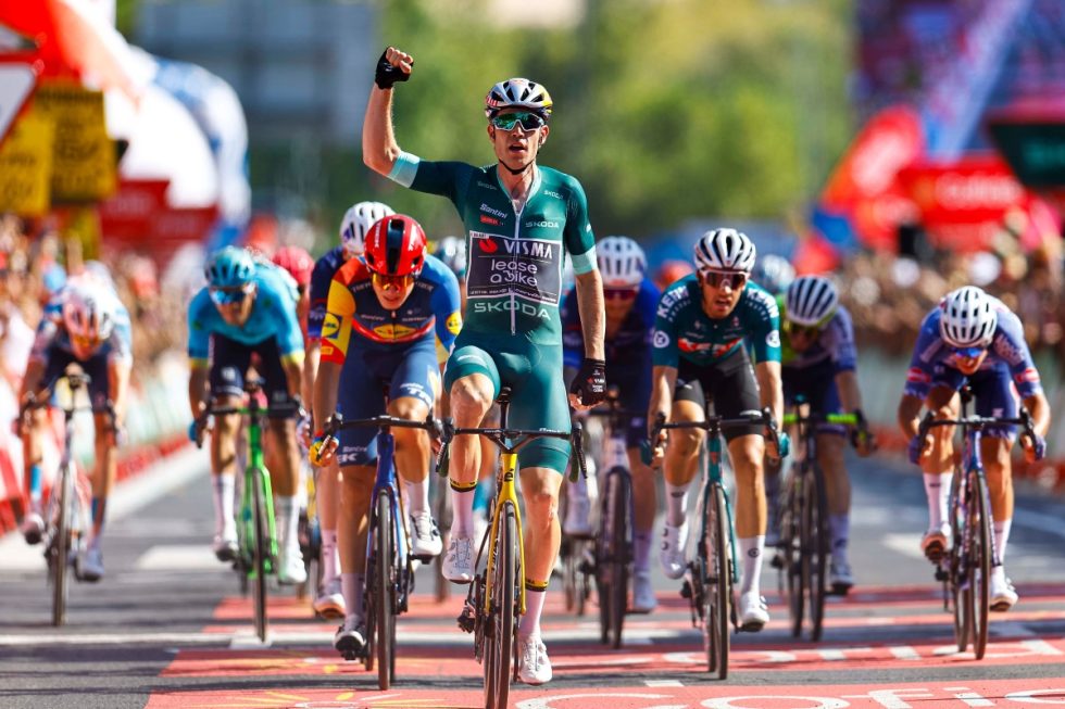 Wout van Aert repeats victory at the Vuelta a España, but nothing