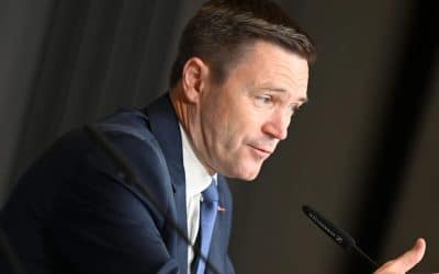 La idea del presidente de la UCI para mejorar la seguridad de los ciclistas