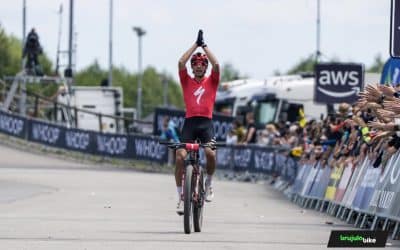 El estadounidense Christopher Blevins consolida su dominio en la Copa del Mundo XCO 2025