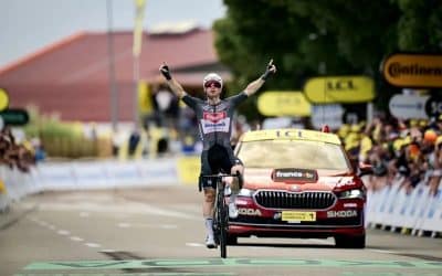 Kaden Groves celebra en la penúltima etapa del Tour de Francia