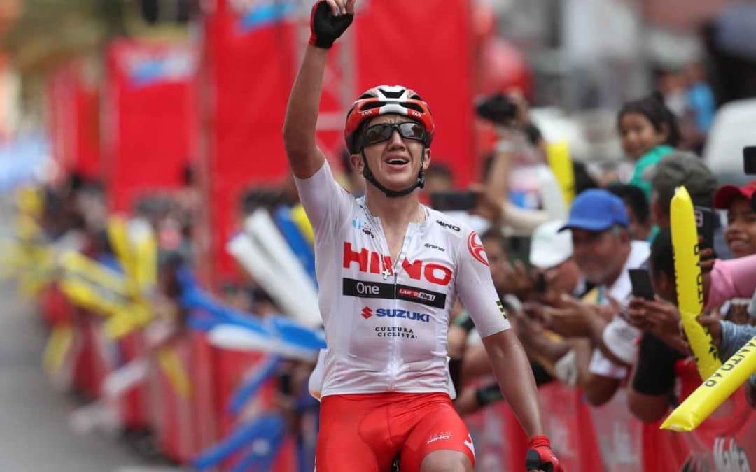 El colombiano Nicolás Paredes del Hino-One La Red se impone en la tercera etapa de la Vuelta a Guatemala 2025