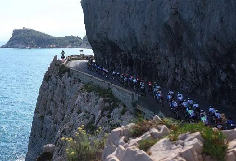 Giro de Italia 2026 con mucha montaña y una sola crono