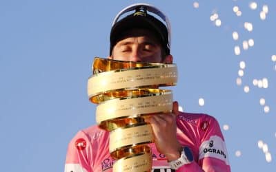 Jonas Vingegaard alcanza la triple corona en Grandes Vueltas