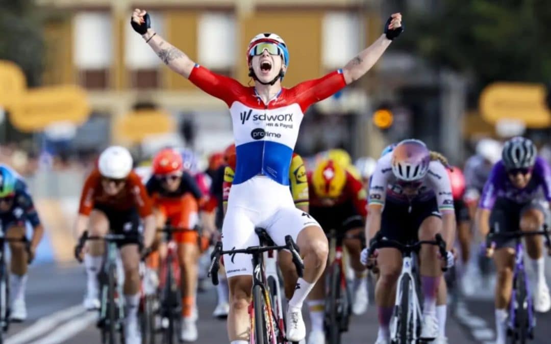 Wiebes wins Giro stage, but is expelled; Arlenis Sierra is the best in the Americas